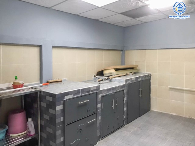 *****ทาวน์เฮ้าส์มือสองย่านนครปฐม ม.แกรนด์วิลเลจ2 เพชรเกษม เนื้อที่กว้างขวางมากถึง 27.5 ตร.ว. ฟังก์ชัน 3 ห้องนอน 3 ห้องน้ำ 1 ที่จอดรถ บนทำเลแห่งการเดินทาง เชื่อมต่อถนนพุฑธมณฑล สาย5 ในราคาคุ้มสุดในย่าน!